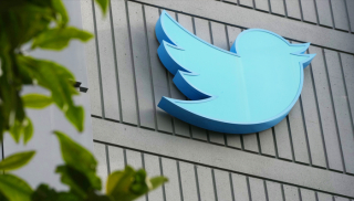“Twitter”in gəliri təxminən 40% azalıb
